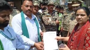 नगला पटवारी नाला कों भूमिगत निर्माण मांग की मांग को लेकर नगरायुकत कों ज्ञापन सौंपा, संयुक्त श्रमिक किसान मोर्चा