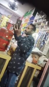 नरसिंहपुर में किराना दुकान से घरेलू गैस के अवैध कारोबार का आरोप, ₹140 प्रति किलो के हिसाब से बेचने का दावा
